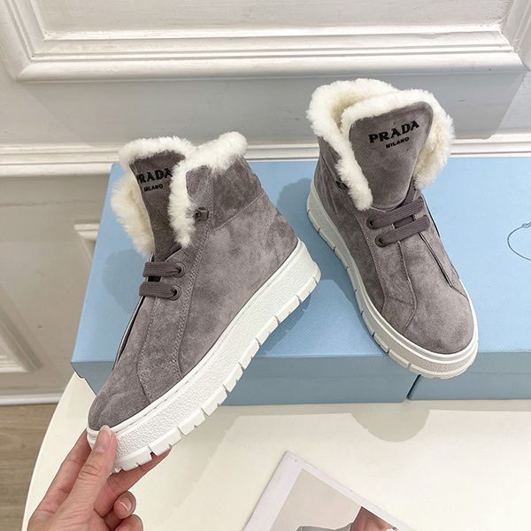 Classic and popular Prada fluffy short boots replica pul84228