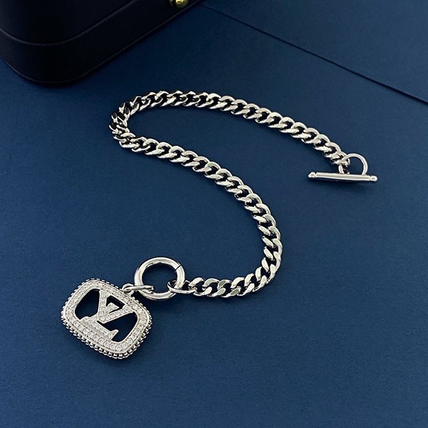 Louis Vuitton Men's Chain Bracelet Replica LV vut30655