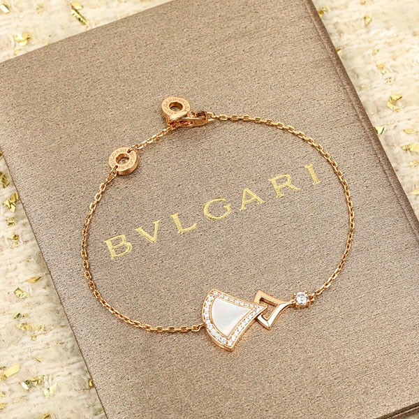 Bvlgari Replica DIVAS' DREAM 18K Gold Bracelet Bui12134