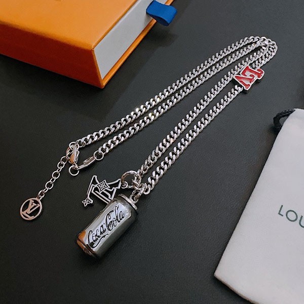 Louis Vuitton Necklace Replica Collier Charles vuh52473 Louis Vuitton Necklace Replica Collier Charles vuh52473