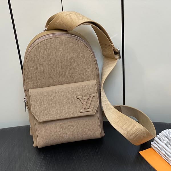 Cute Louis Vuitton Replica Pilot Sling Bag M23765 Cute Louis Vuitton Replica Pilot Sling Bag M23765