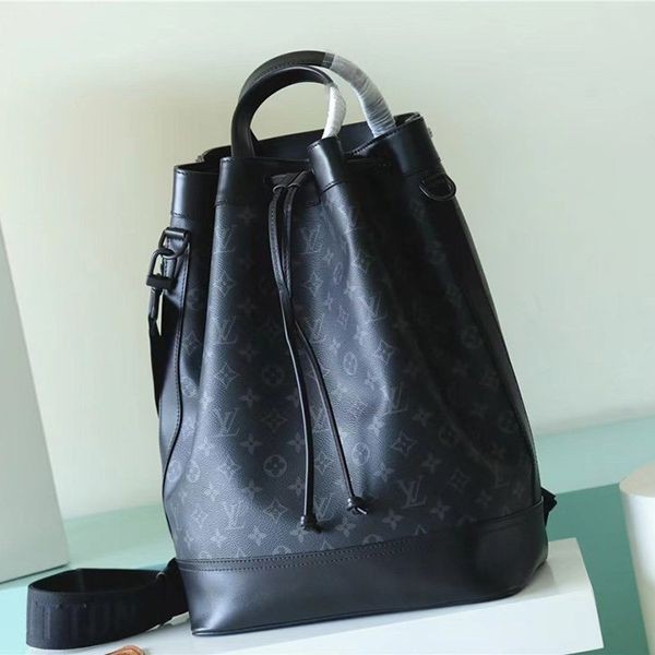 [Very popular among men] Louis Vuitton Maxi Noe Sling replica M46693