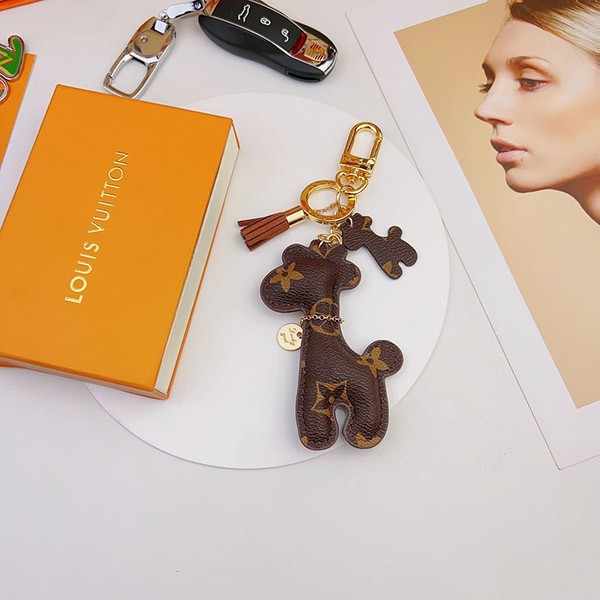 Louis Vuitton keychain replica giraffe? Cute vuz06402