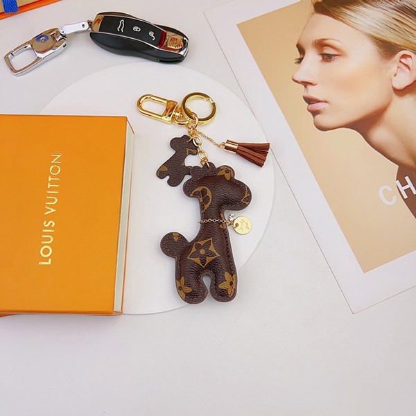 Louis Vuitton keychain replica giraffe? Cute vuz06402