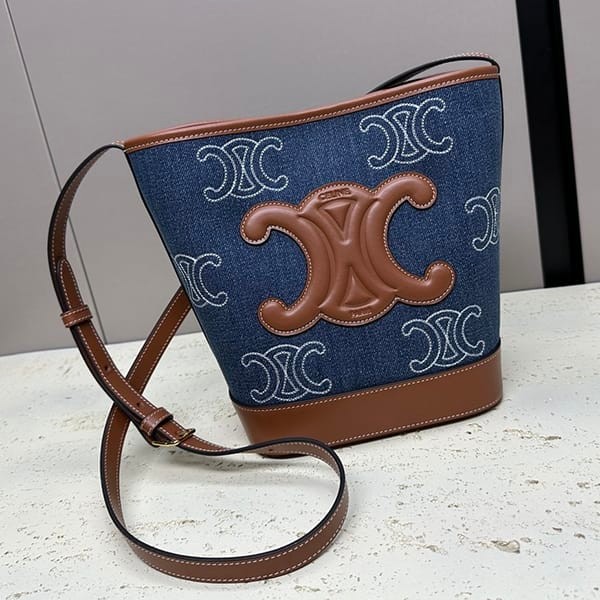 The Battle for the Celine Replica Triomphe Cuir Bucket Shoulder Bag Ceb91160 The Battle for the Celine Replica Triomphe Cuir Bucket Shoulder Bag Ceb91160