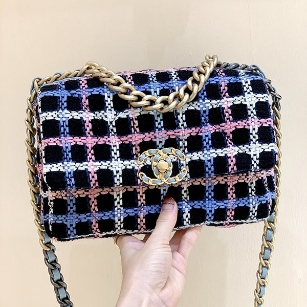 Limited edition Chanel shoulder bag replica shf47676