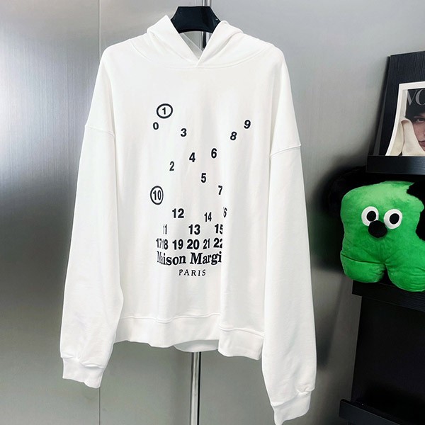 Maison Margiela Sweatshirt Replica Logo Hoodie ★ Hurry! Maq44702 Maison Margiela Sweatshirt Replica Logo Hoodie ★ Hurry! Maq44702