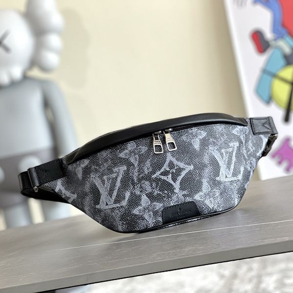 Attention ★ Louis Vuitton Pastel Fake Discovery Bum Bag vux31316 Attention ★ Louis Vuitton Pastel Fake Discovery Bum Bag vux31316