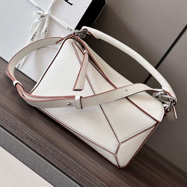 Competitive Loewe Satin Calf Puzzle Edge Shoulder Bag Replica Small loj60991 Competitive Loewe Satin Calf Puzzle Edge Shoulder Bag Replica Small loj60991
