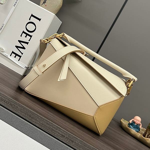 Lowest price challenge Loewe fake satin calf puzzle edge shoulder bag small loi53372 Lowest price challenge Loewe fake satin calf puzzle edge shoulder bag small loi53372
