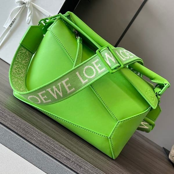 The latest and fashionable Loewe Satin Calf Fake Puzzle Edge Shoulder Bag Small lob48924