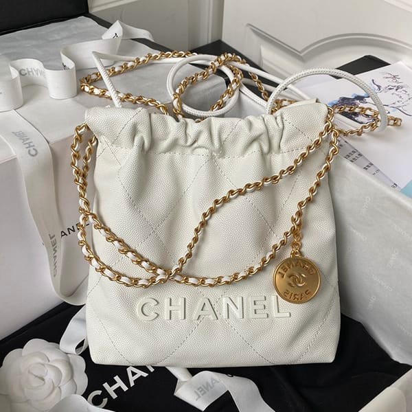 Recommended Chanel 22 Mini Handbag Shoulder Replica shu68768 Recommended Chanel 22 Mini Handbag Shoulder Replica shu68768