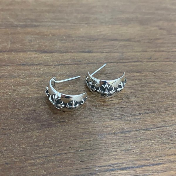 Chrome Hearts CH Plus Wide Hoop Earrings Replica Kug79403