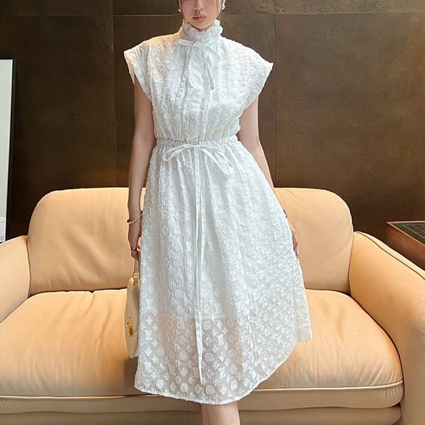 The most popular Louis Vuitton replica Fil Coupe Lavalliere collar dress 1ABT23 The most popular Louis Vuitton replica Fil Coupe Lavalliere collar dress 1ABT23