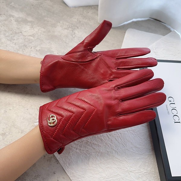 Gucci GG Marmont Chevron Leather Gloves Replica gum85176