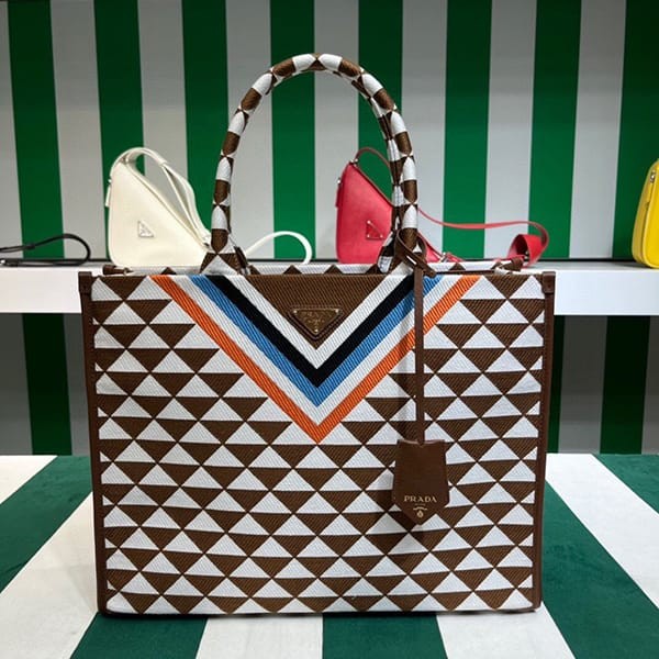 Rare Prada Replica Cool Symbol Large Handbag pul94339