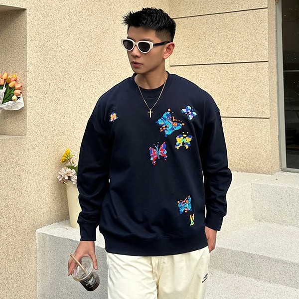 Louis Vuitton Replica LV Butterfly Crew Neck Sweatshirt 1AATBM Louis Vuitton Replica LV Butterfly Crew Neck Sweatshirt 1AATBM