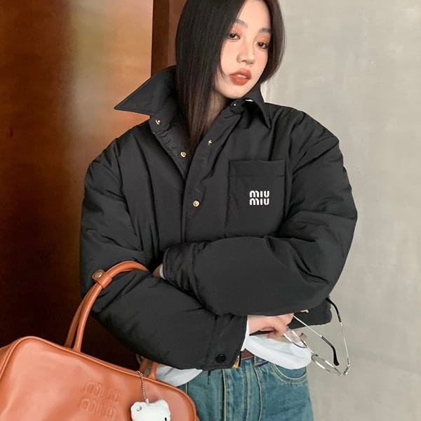 High quality Miu Miu replica logo cropped down jacket myu31830