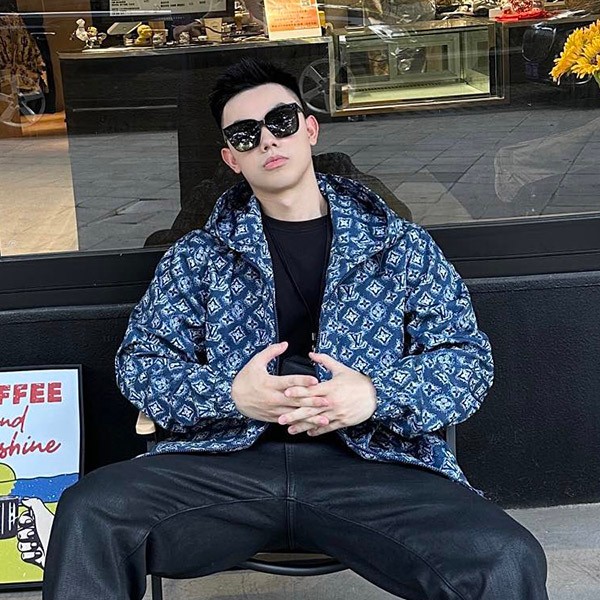 Louis Vuitton nylon windbreaker replica vuo11534 Louis Vuitton nylon windbreaker replica vuo11534