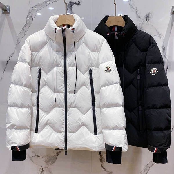 No. 1 in total sales! Moncler Montcla short down jacket mod11161 No. 1 in total sales! Moncler Montcla short down jacket mod11161