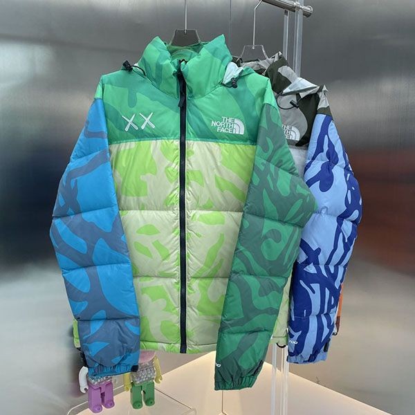 Very popular! The North Face 1996 Retro Nuptse Down Jacket Noe93162 Very popular! The North Face 1996 Retro Nuptse Down Jacket Noe93162
