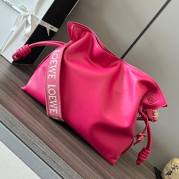 Immediate delivery Loewe nappa calfskin flamenco clutch shoulder bag replica loz99010