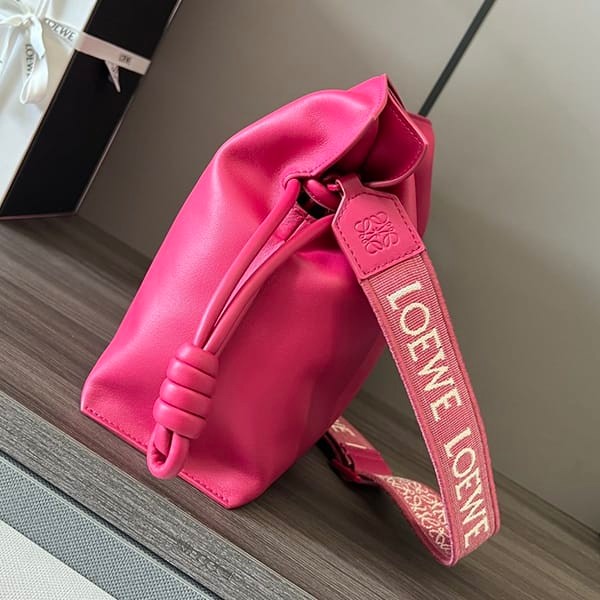 Immediate delivery Loewe nappa calfskin flamenco clutch shoulder bag replica loz99010