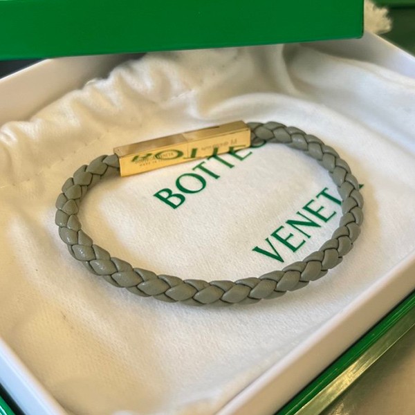 Immediate delivery Bottega Veneta Replica Braided Leather Bracelet boq94218 Immediate delivery Bottega Veneta Replica Braided Leather Bracelet boq94218