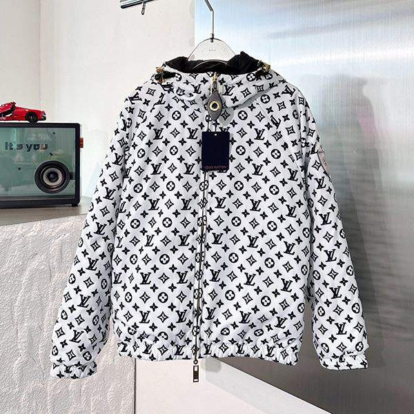 Stylish Louis Vuitton cotton jacket replica ☆Can be worn on both sides☆ vuy89973 Stylish Louis Vuitton cotton jacket replica ☆Can be worn on both sides☆ vuy89973