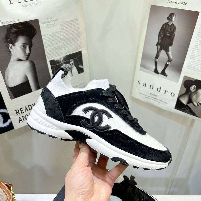 Sold out Chanel CC logo sneakers replica black & white shf86223