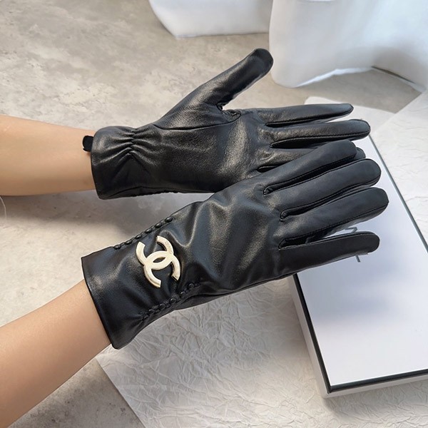 [Rare ★ Elegant and refined?] Chanel leather gloves replica she11643
