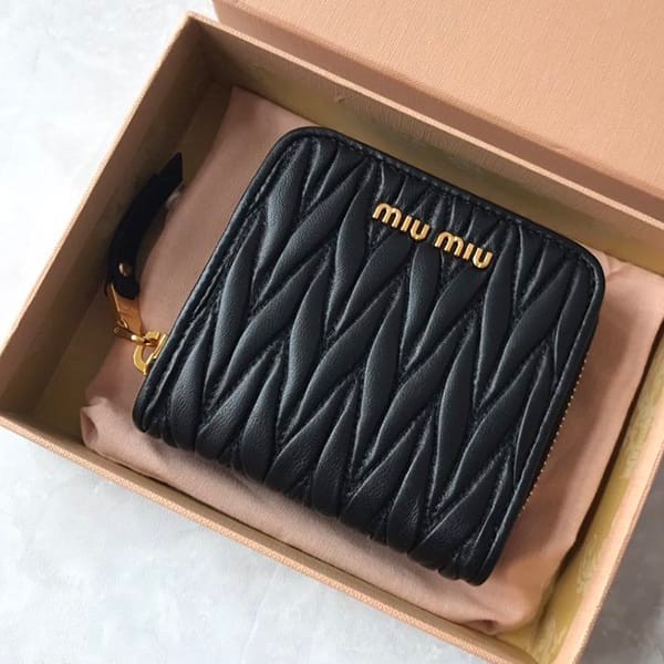 Very popular! Miu Miu card case fake card holder coin case myl68630