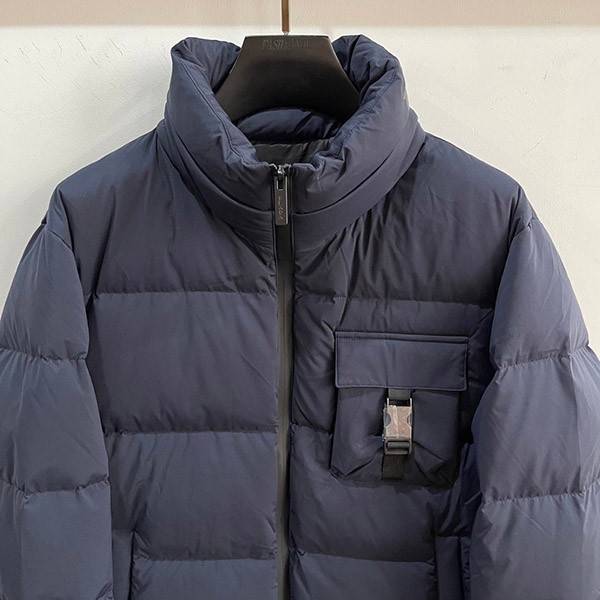 Popular Prada Re Nylon Down Jacket Replica Logo Plain pux40800