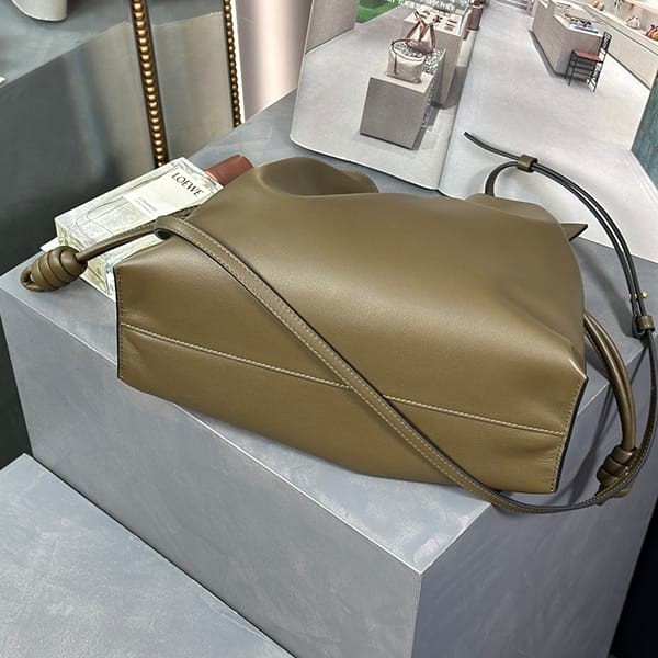 n grade recommended Loewe nappa calf flamenco clutch shoulder bag fake lot40470