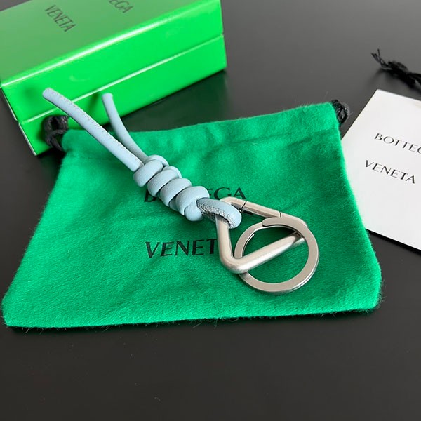 Immediate delivery Bottega Veneta copy braided leather key ring bop66014