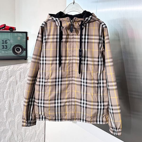 Autumn/Winter Sale Burberry Zip-up Reversible Jacket Fake 97279640