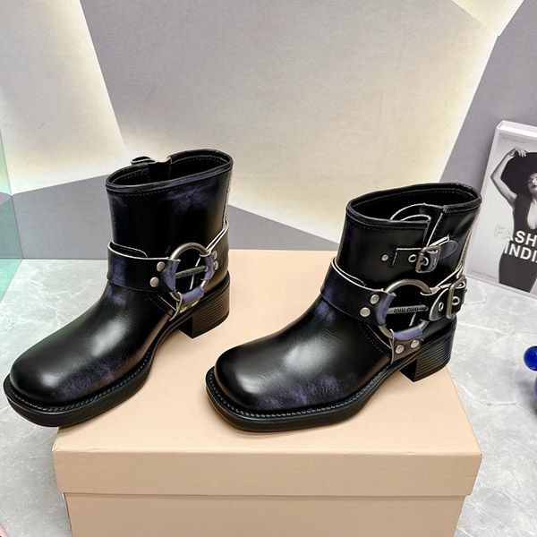 Immediate shipping Miu Miu suede boots replica mye47822
