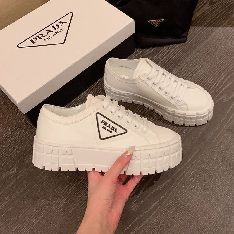 ★Popular in Japan! Prada nylon gabardine replica sneakers puc09475