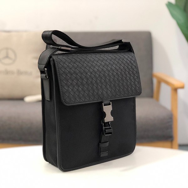 Bottega Veneta Replica Intrecciato Leather Small Shoulder Bag bok91879 Bottega Veneta Replica Intrecciato Leather Small Shoulder Bag bok91879