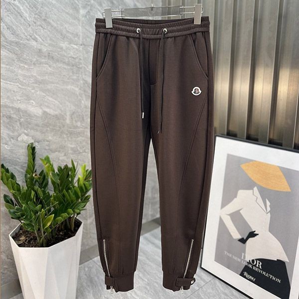I definitely want this! Moncler sweatpants replica with logo patch moe60044 I definitely want this! Moncler sweatpants replica with logo patch moe60044
