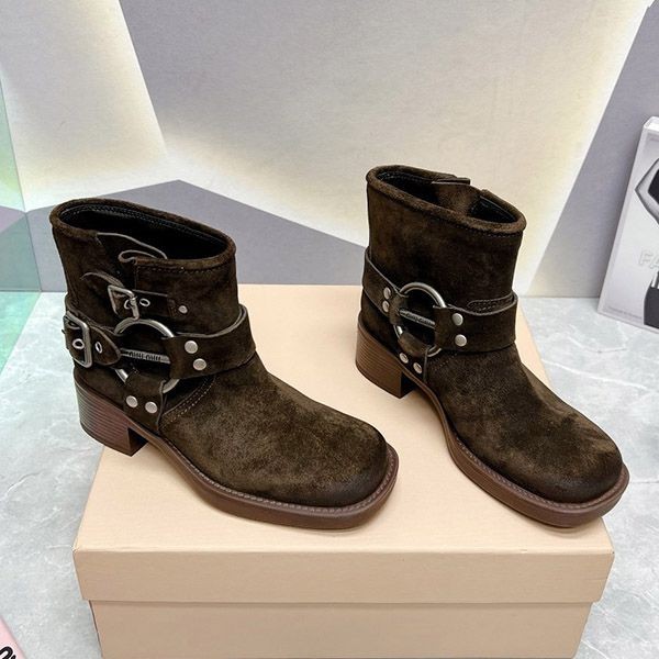 Secured Miu Miu suede boots replica myq08231