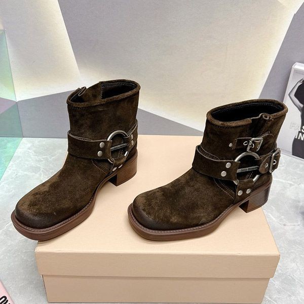 Secured Miu Miu suede boots replica myq08231