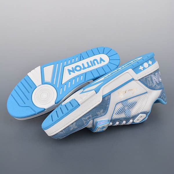 World-famous Louis Vuitton LV Trainer Line Sneakers Replica 1A9ZI0