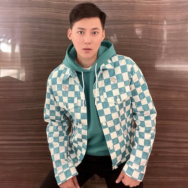 No.1 Popular Louis Vuitton Jacket Replica Damier Denim Trucker Jacket 1A9A1Y No.1 Popular Louis Vuitton Jacket Replica Damier Denim Trucker Jacket 1A9A1Y