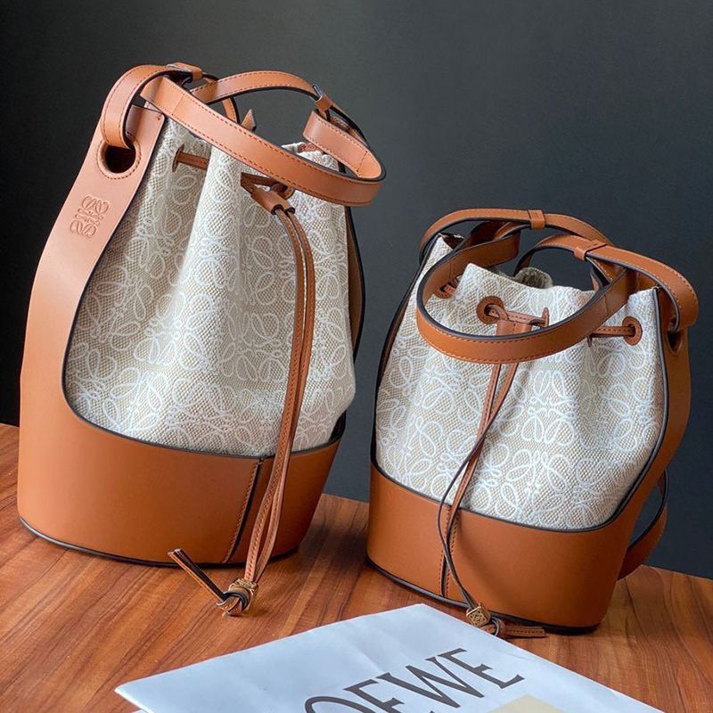 Very popular!! New color Loewe balloon bag replica 2way bag shoulder bag loc96405 Very popular!! New color Loewe balloon bag replica 2way bag shoulder bag loc96405