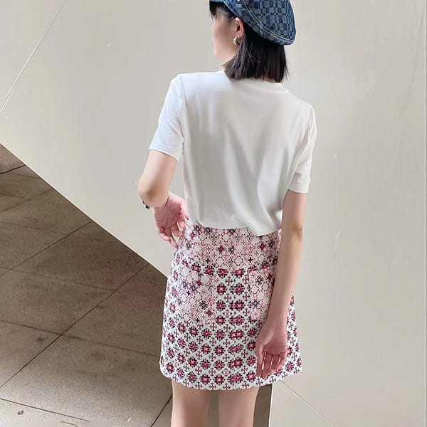 Recommended Louis Vuitton Monogram Pocket T-shirt Replica Top and Bottom Set vuc56005