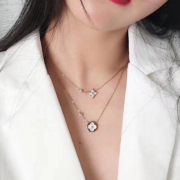 No. 1 in cumulative total sales! ☆Louis Vuitton☆Pendantif Monogram Necklace Replica Gift Q93520