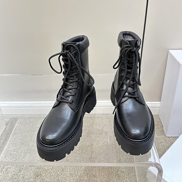 Popular Celine Bulky Lace-up Boots Replica Cek74604