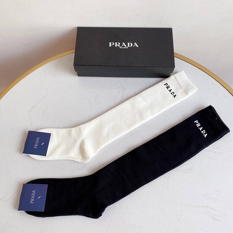 Perfect gift? Fake Prada socks, set of 2, pui52696