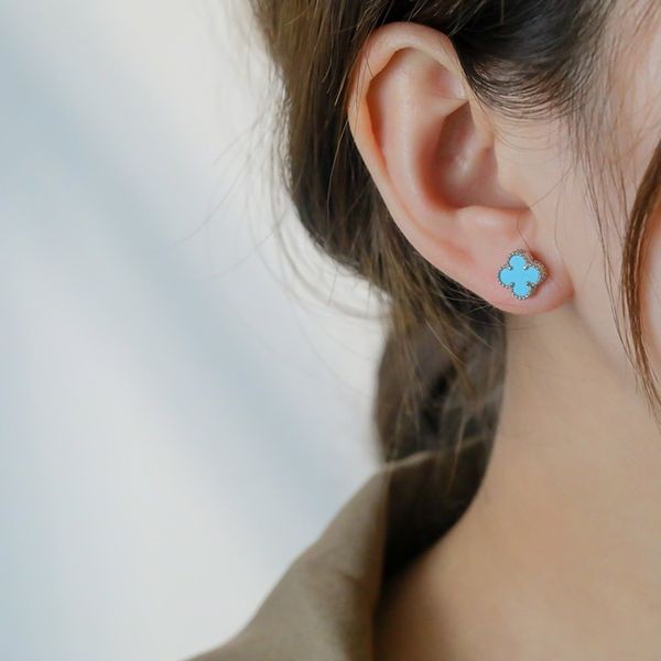 [Very Popular] Van Cleef & Arpels Alhambra Replica Earrings vaf91375